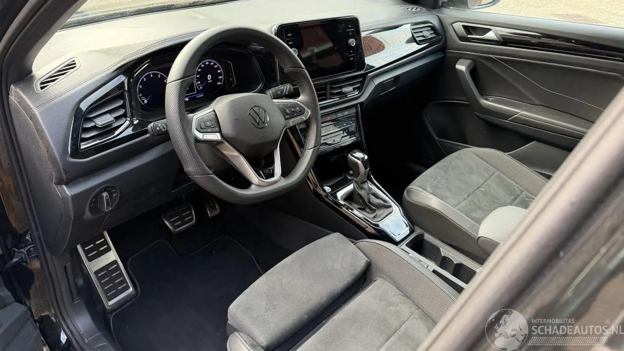 Volkswagen T-Roc 2025 photo 7