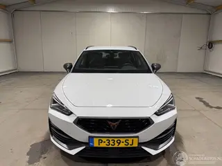 Cupra Leon 2022 фото 4