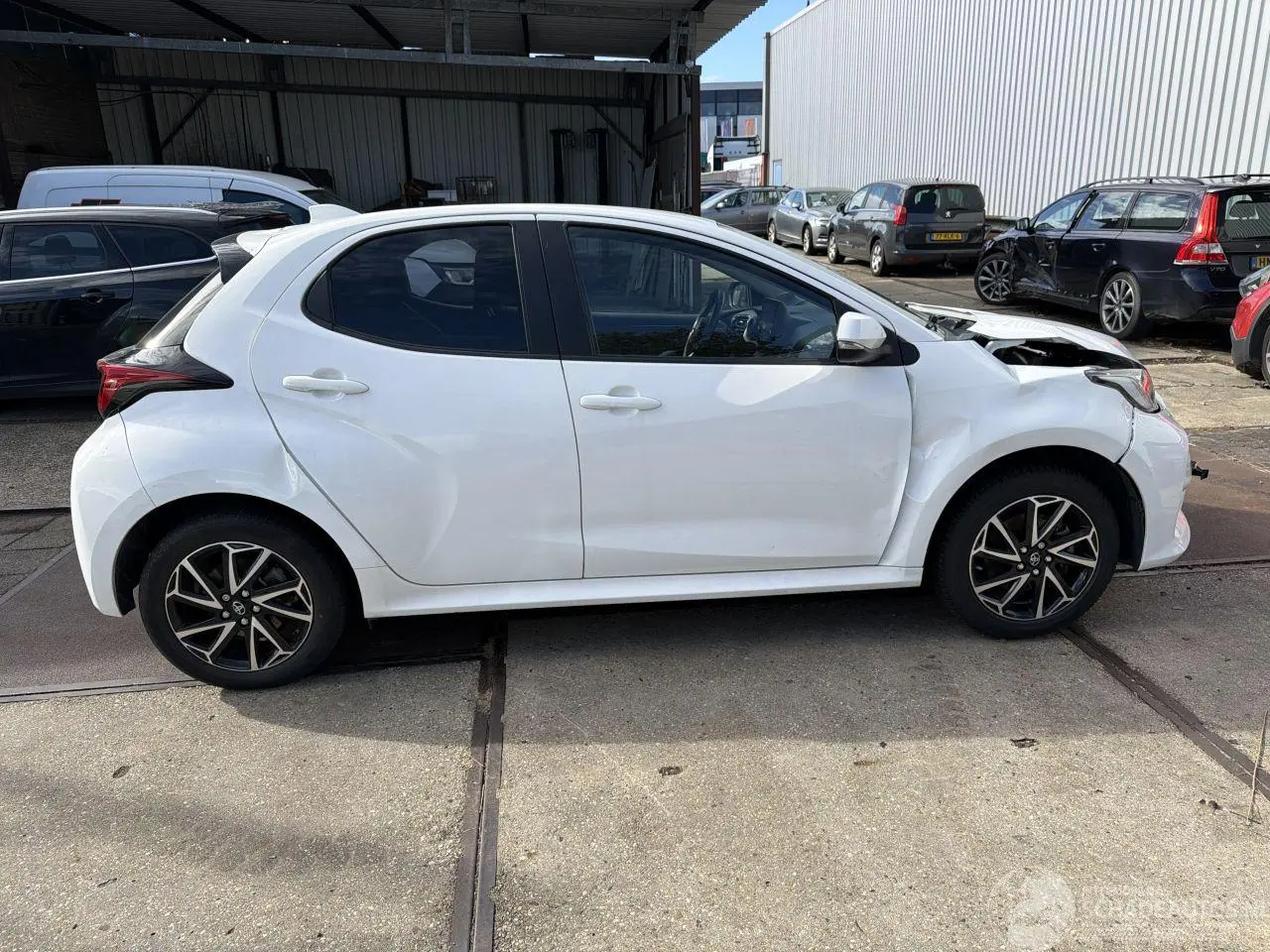 Toyota Yaris 2022 photo 6