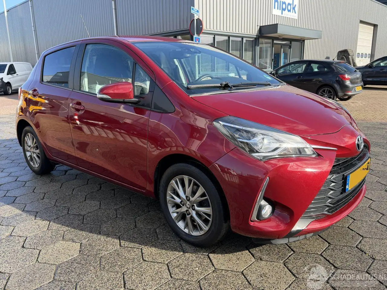 Toyota Yaris 2020 photo 3