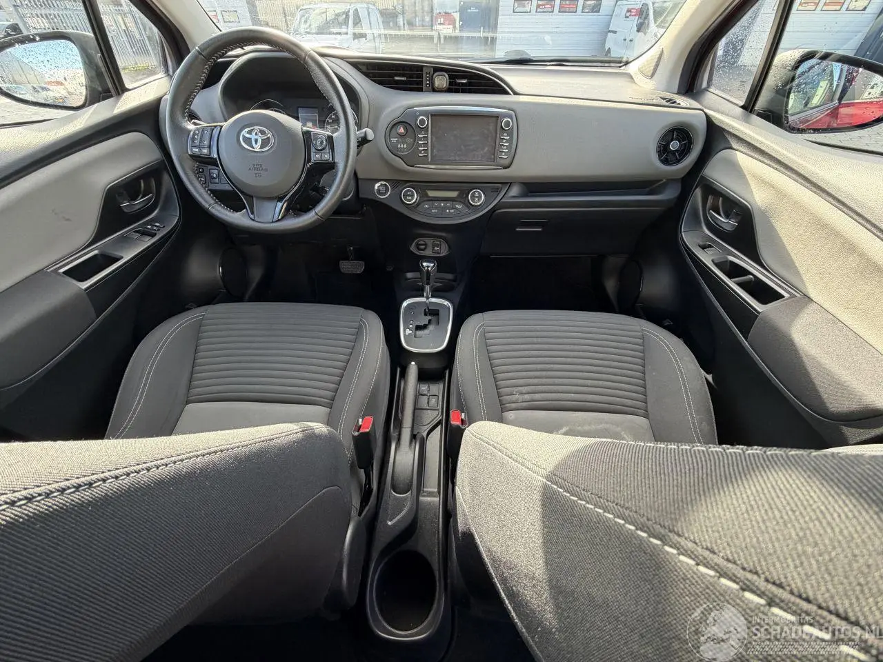 Toyota Yaris 2020 photo 10