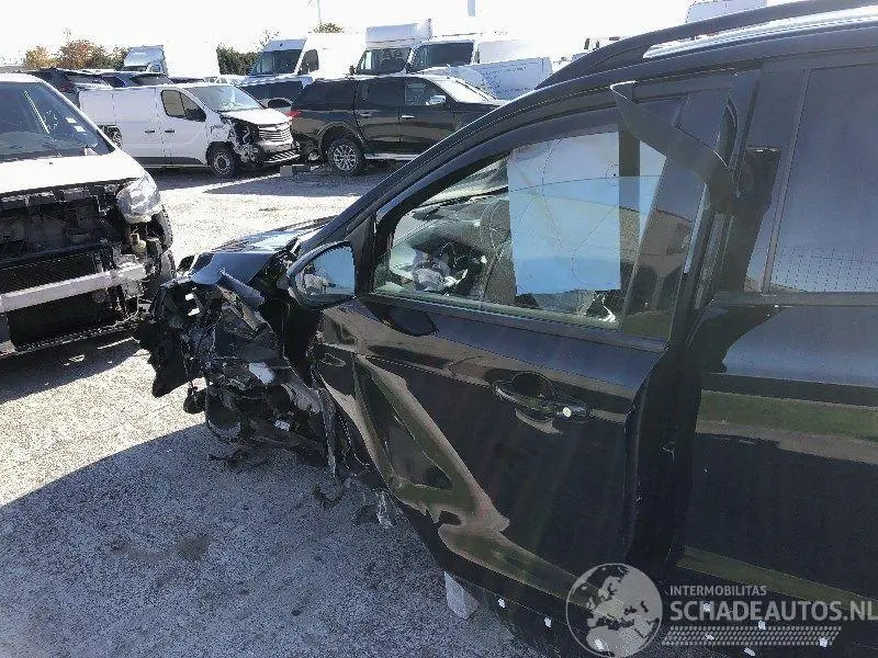 Ford Kuga 2019 фото 11