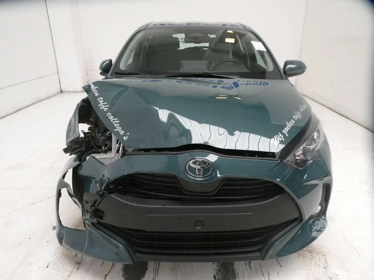 Toyota Yaris 2025 photo 2