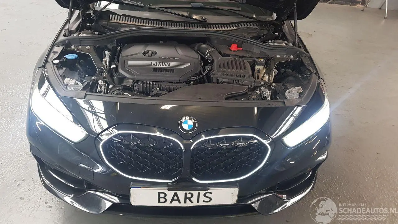 BMW 1-serie 2022 foto 1