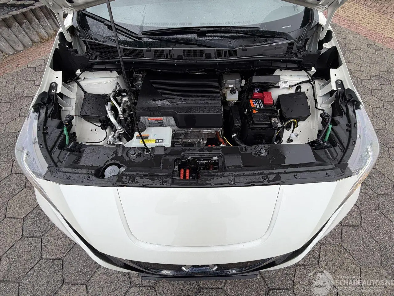 Nissan Leaf 2020 фото 8