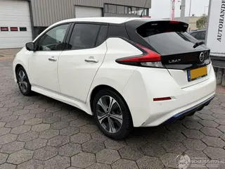 Nissan Leaf 2020 фото 6
