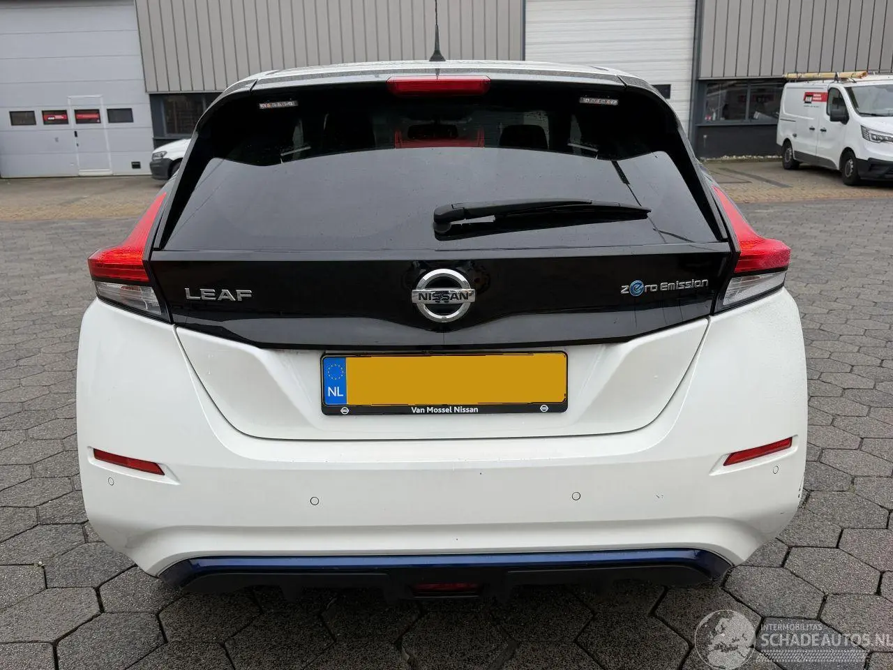 Nissan Leaf 2020 фото 5
