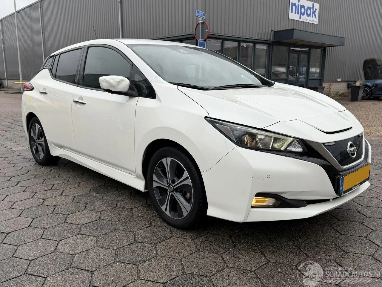 Nissan Leaf 2020 фото 3