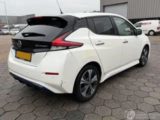Nissan Leaf 2020 фото 4