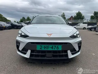 Cupra Leon 2025 фото 3