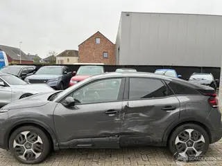 Citroën C4 2023 photo 2