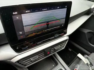 Seat Leon 2023 фото 9