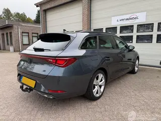 Seat Leon 2023 фото 3