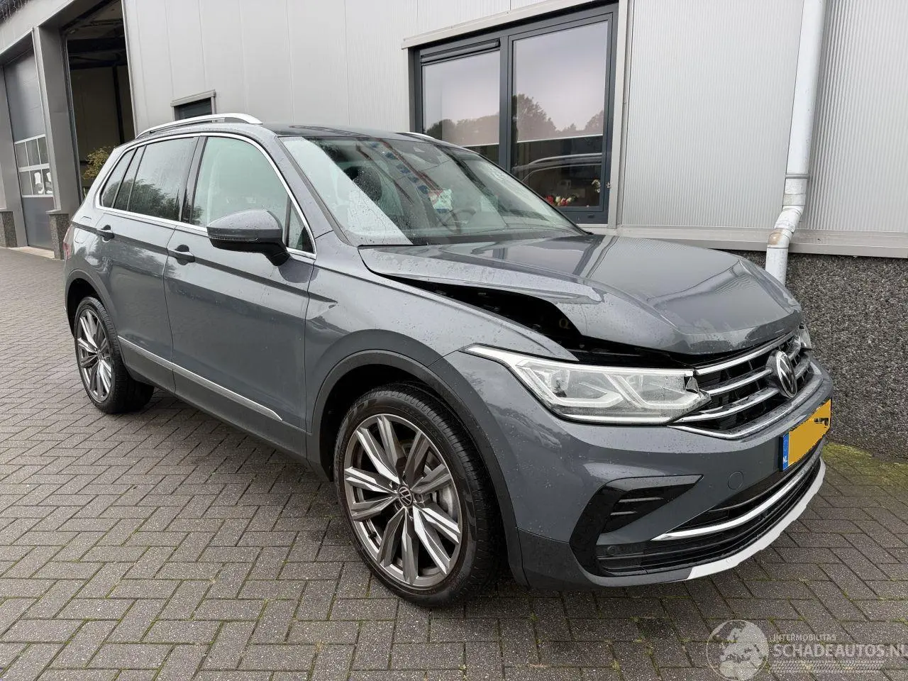 Volkswagen Tiguan 2021 фото 1