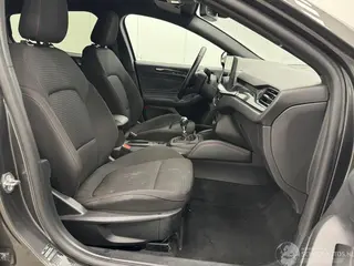Ford Focus 2023 photo 9