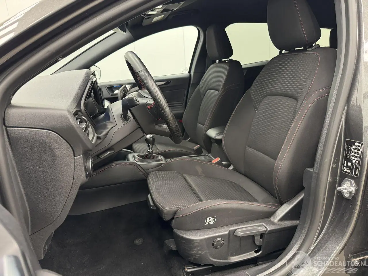 Ford Focus 2023 photo 8