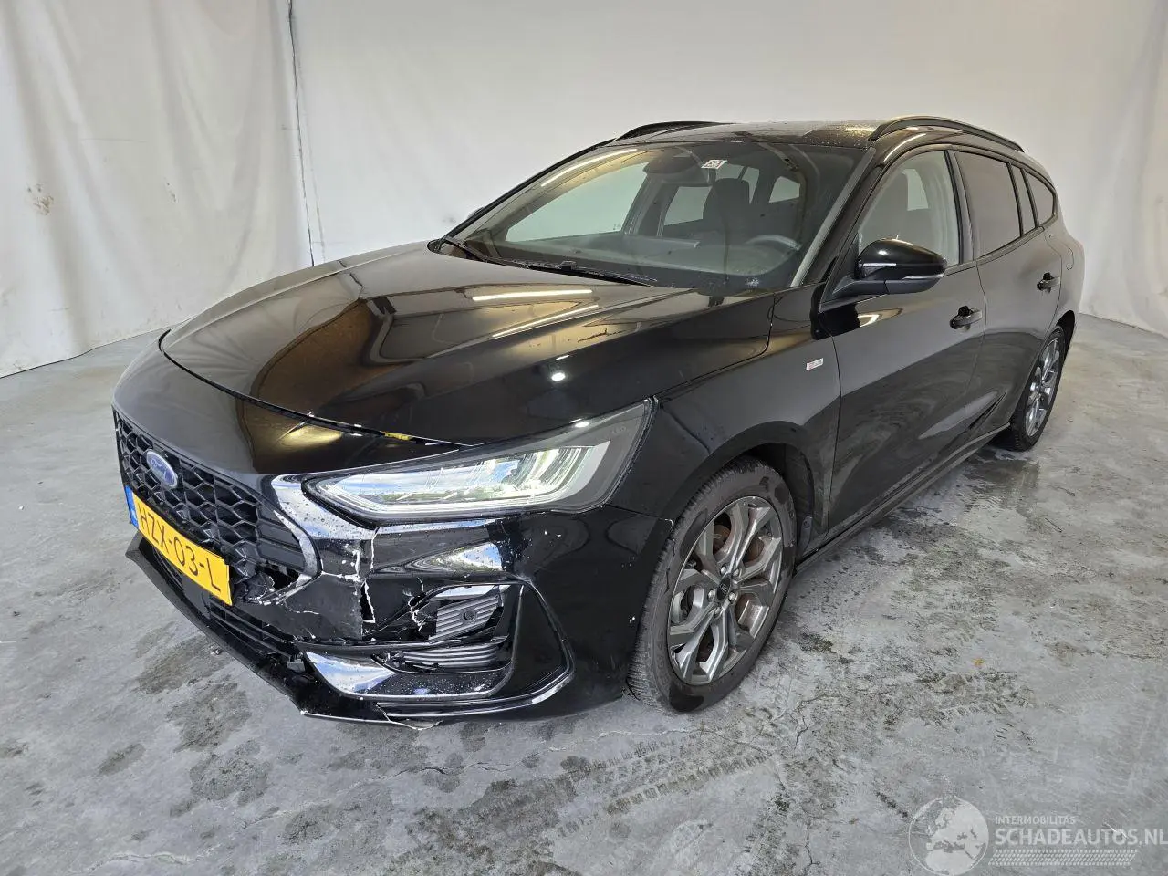 Ford Focus 2025 photo 3