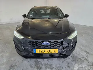 Ford Focus 2025 photo 2