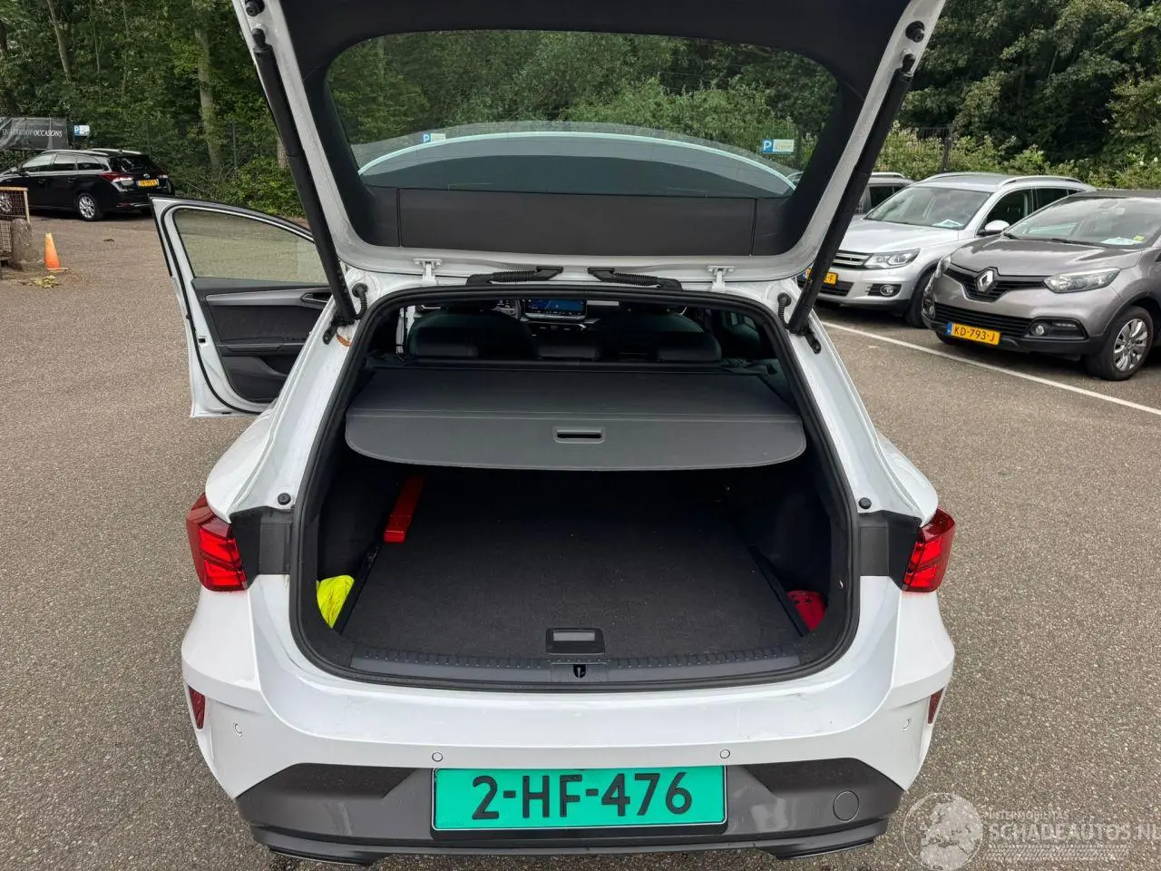 Cupra Leon 2025 фото 8