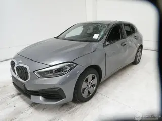 BMW 1-serie 2023 photo 3