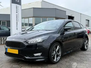 Ford Focus 2018 photo 1