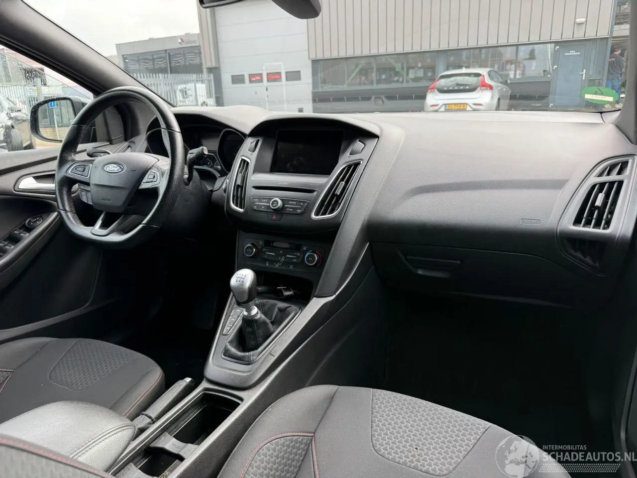 Ford Focus 2018 photo 18