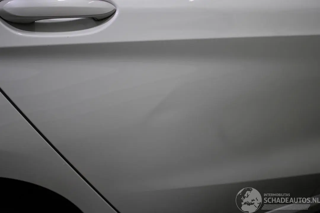 BMW 1-serie 2023 photo 9