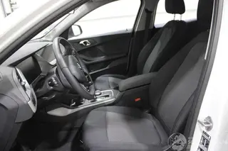 BMW 1-serie 2023 photo 11