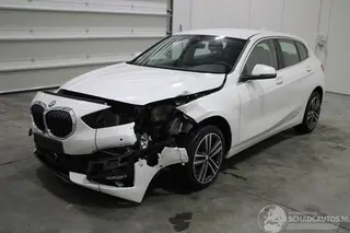 BMW 1-serie 2023 photo 1
