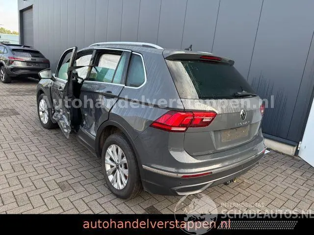 Volkswagen Tiguan 2021 фото 9