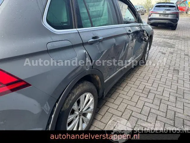Volkswagen Tiguan 2021 фото 13