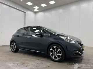 Peugeot 208 2019 фото 1