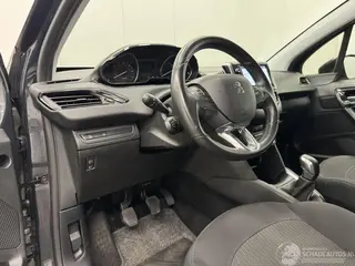 Peugeot 208 2019 фото 7