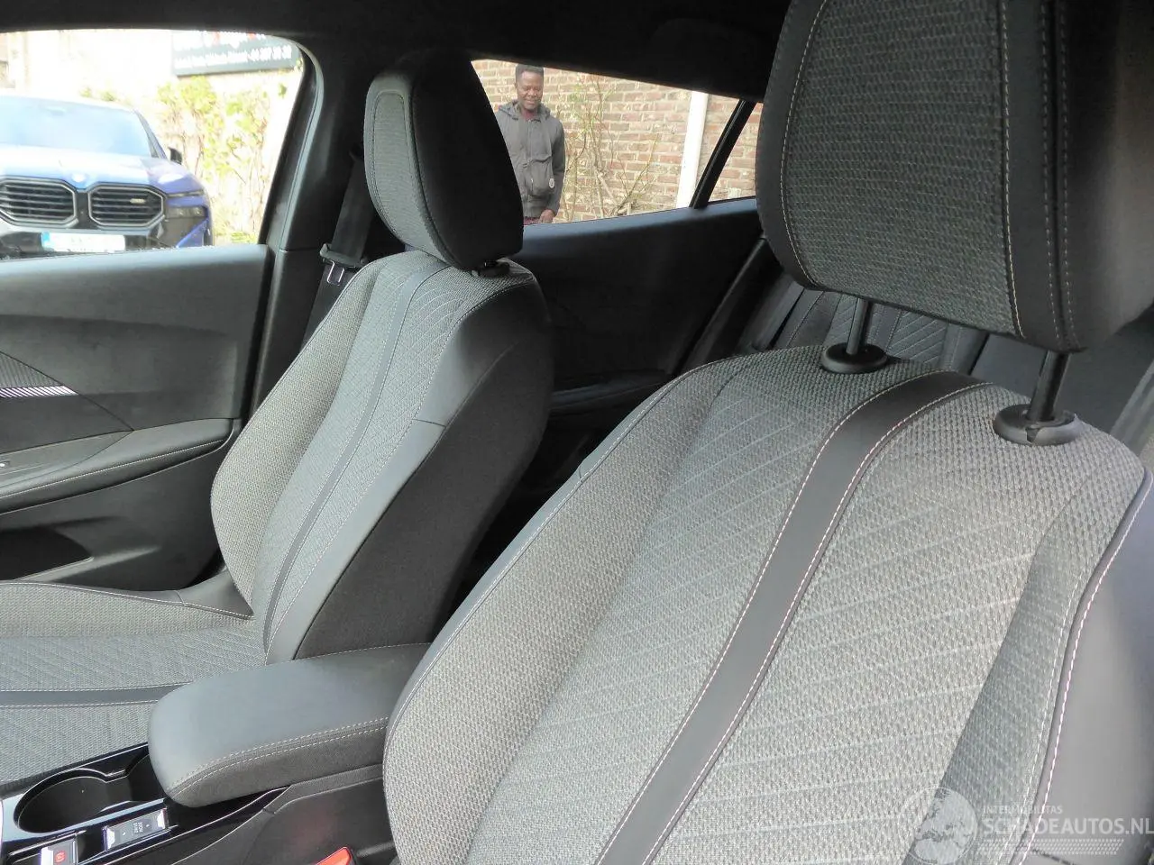 Peugeot 2008 2025 фото 10