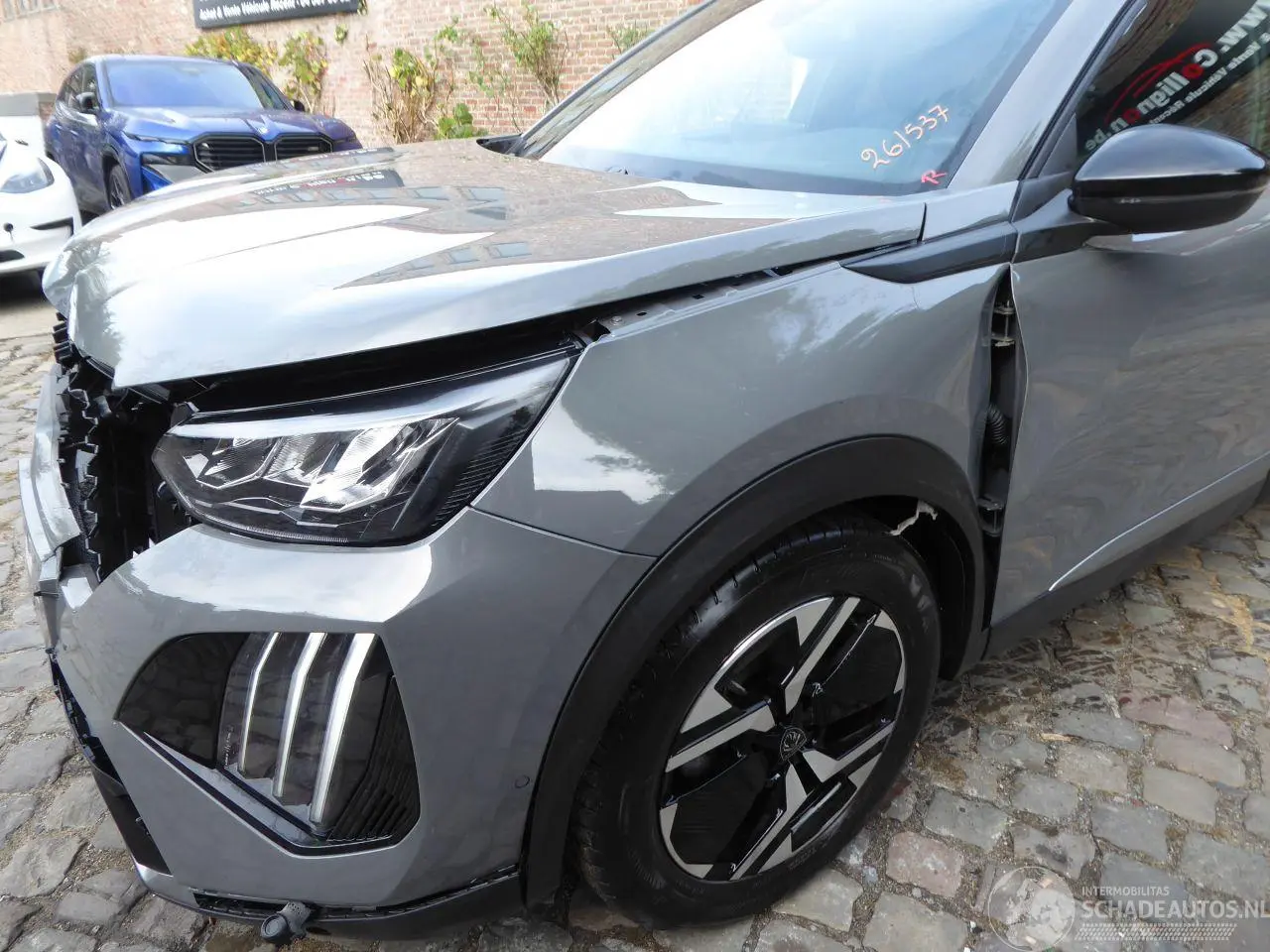 Peugeot 2008 2025 фото 2