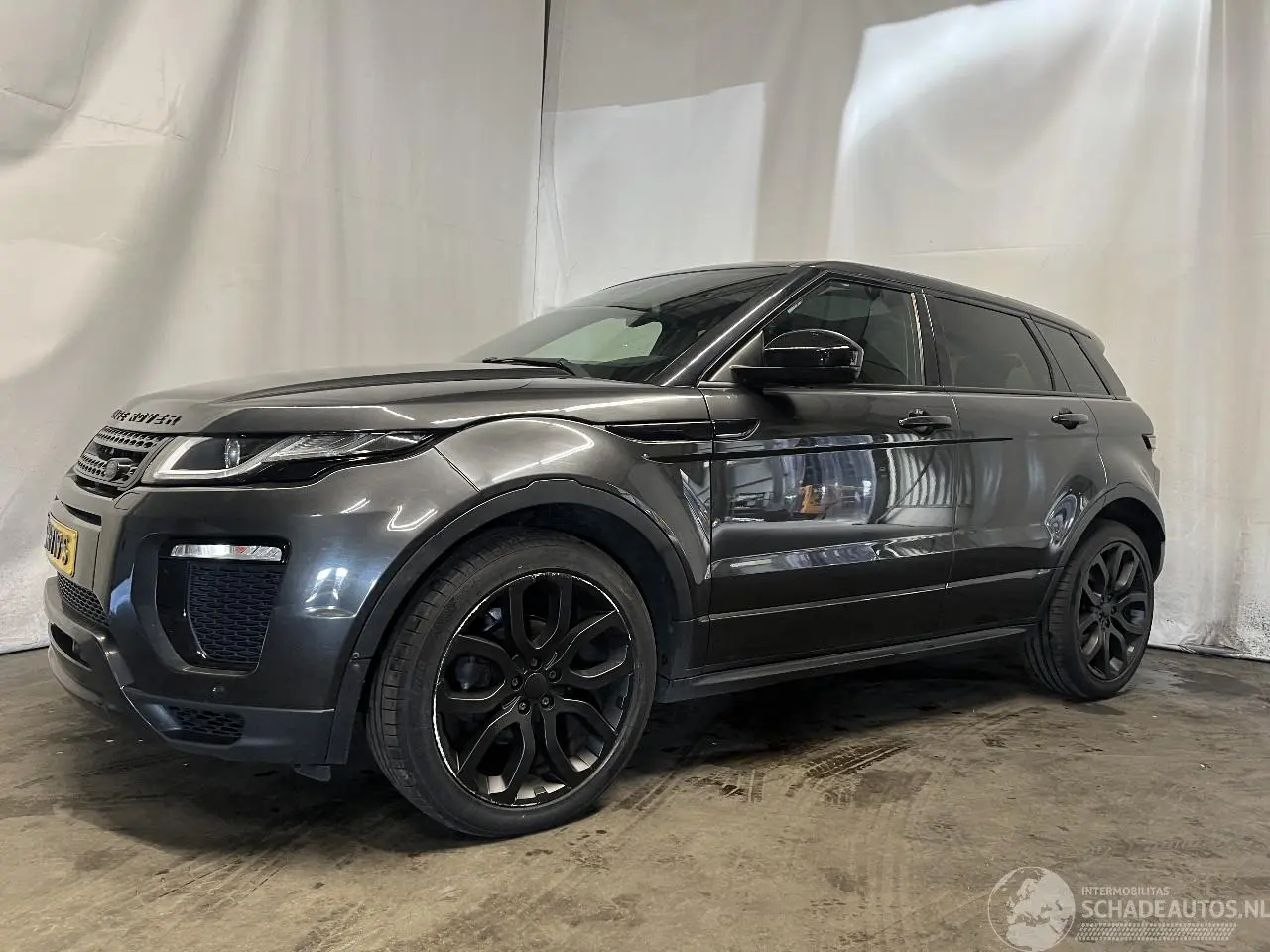 Land Rover Range Rover Evoque 2018 photo 3