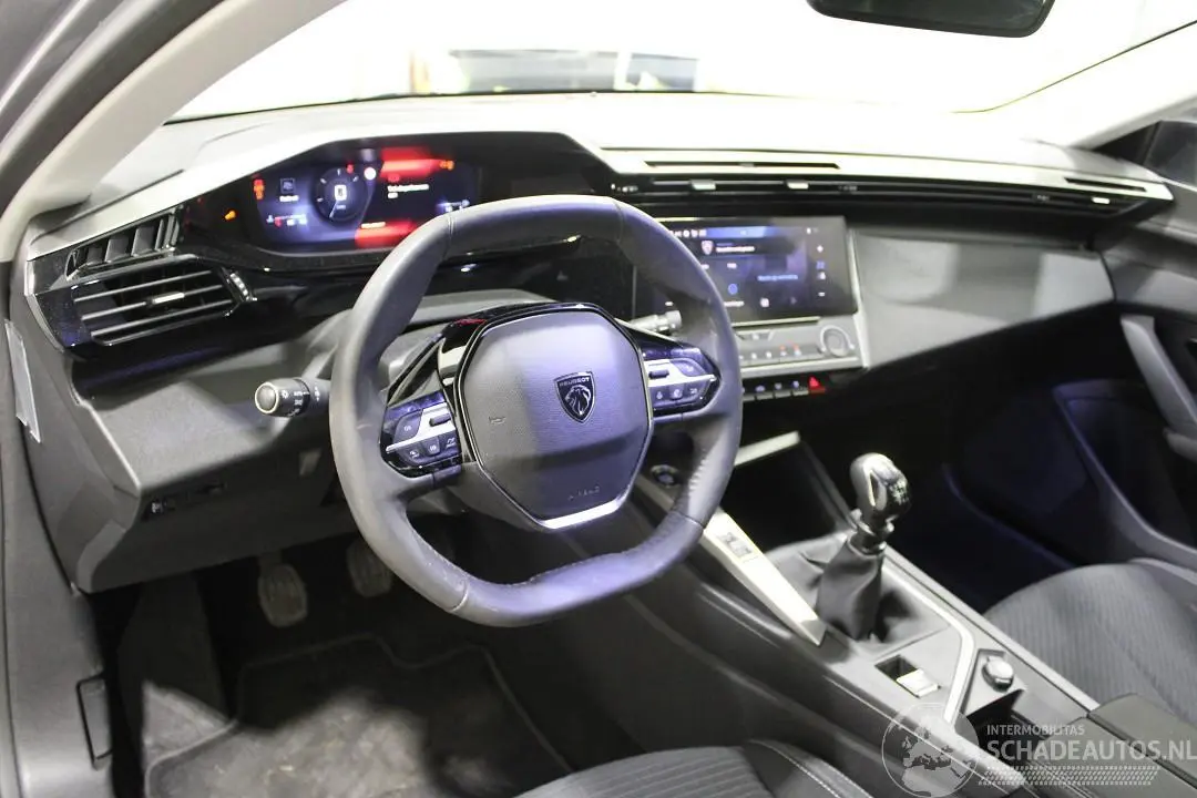 Peugeot 308 2023 photo 11