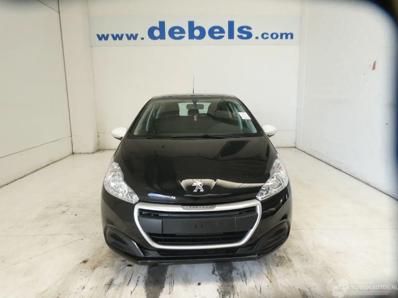 Peugeot 208 2017 фото 1