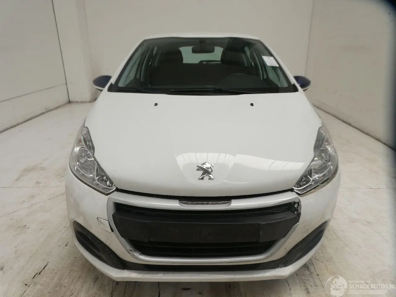 Peugeot 208 2018 фото 2