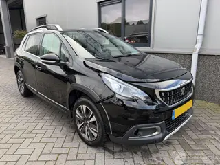 Peugeot 2008 2019 фото 1