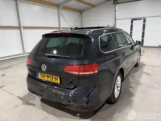 Volkswagen Passat 2018 foto 7