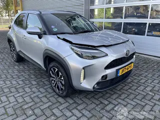 Toyota Yaris Cross 2025 photo 1