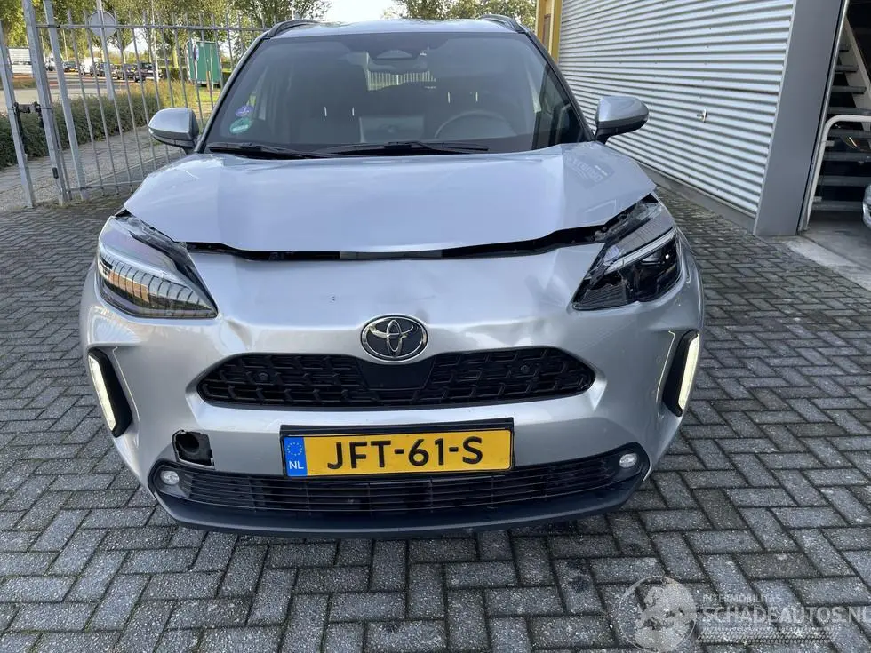 Toyota Yaris Cross 2025 photo 8