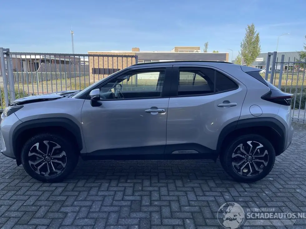Toyota Yaris Cross 2025 photo 6