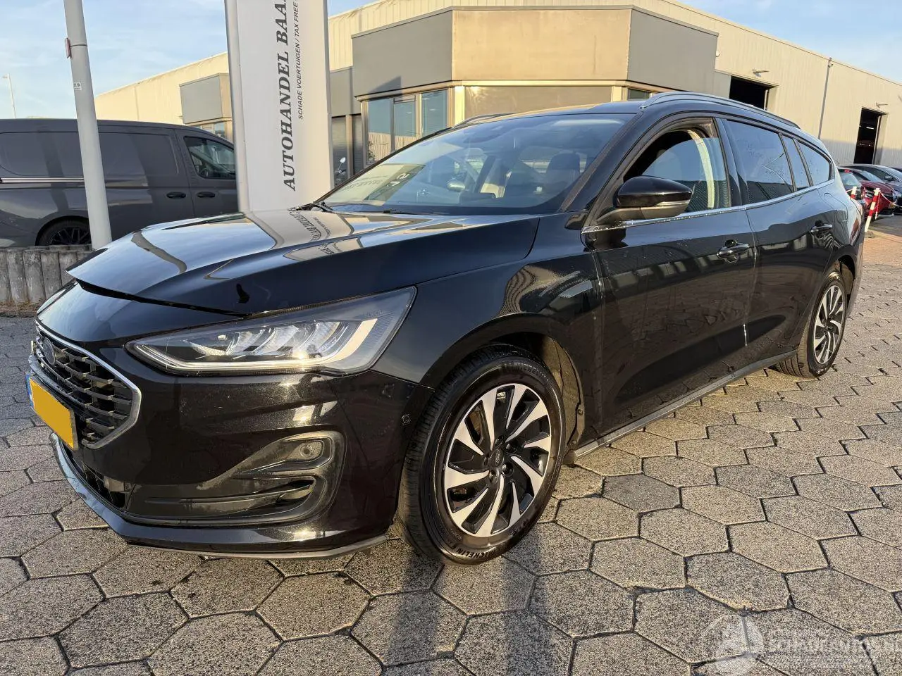 Ford Focus 2022 фото 1