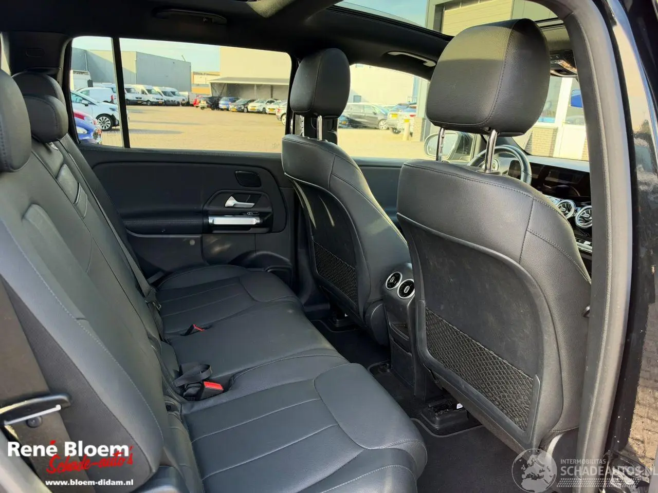 Mercedes EQB 2024 photo 11