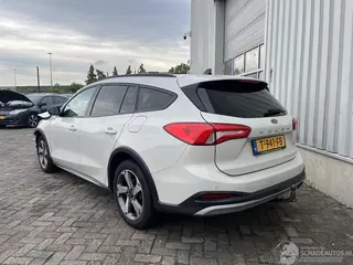 Ford Focus 2019 photo 1
