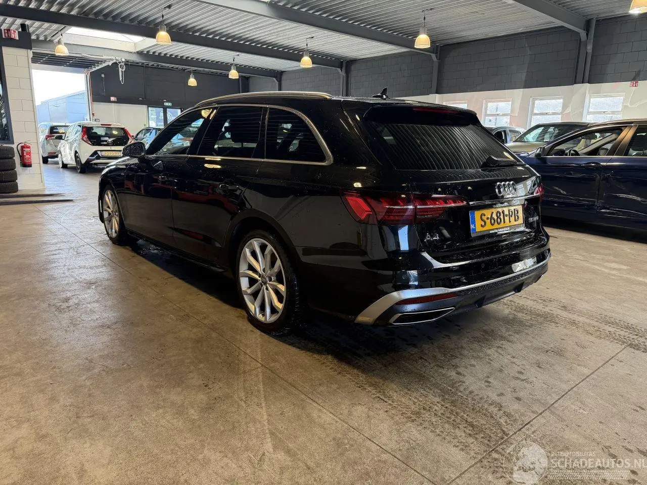 Audi A4 Avant 2020 фото 3