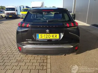 Peugeot 2008 2023 фото 9