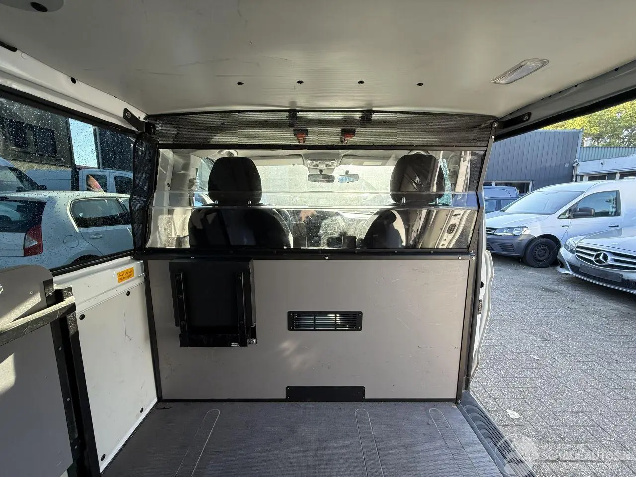 Mercedes Vito 2021 photo 9
